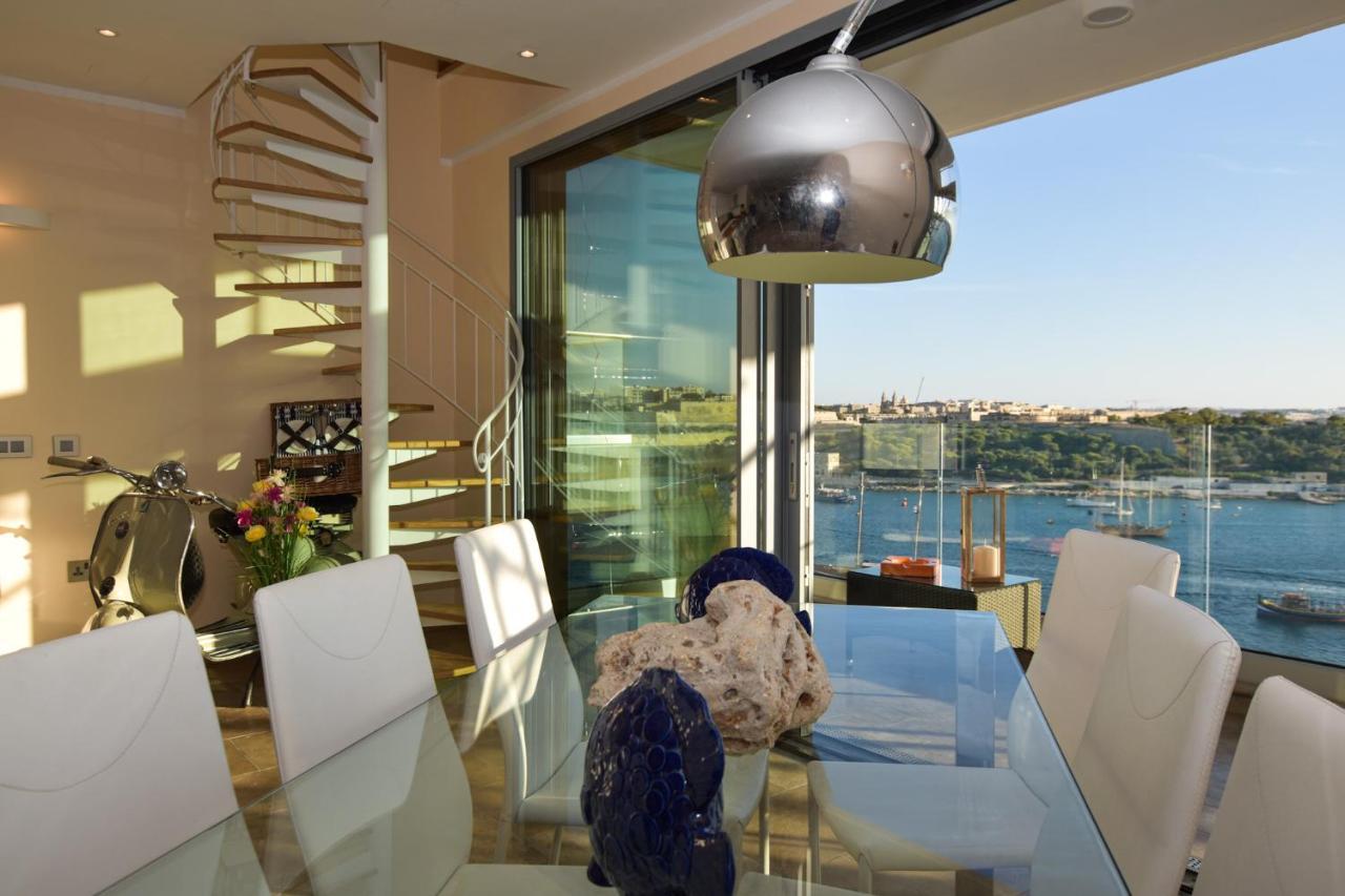 Unique Seafront Triplex Penthouse With Panoramic Bedroom & Rooftop Jacuzzi Overlooking Valletta Sliema Exterior photo